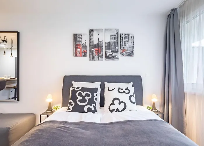 - Balcony - New - Comfy Apartman