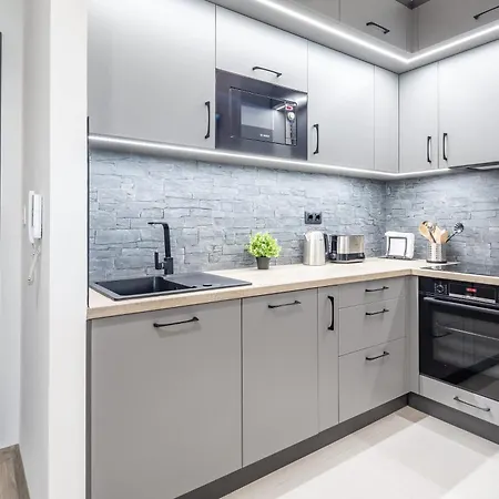 - Balcony - New - Comfy Apartamento