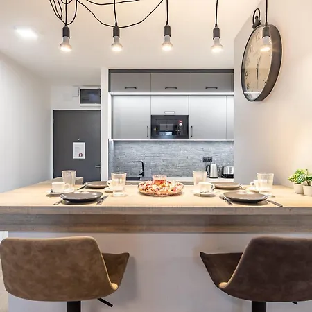 - Balcony - New - Comfy Будапешт