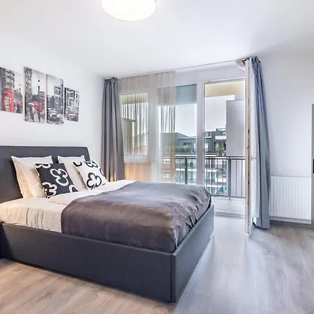 Apartament - Balcony - New - Comfy *